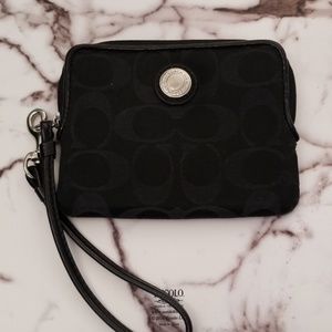 Vintage Coach Wrislet from 90's